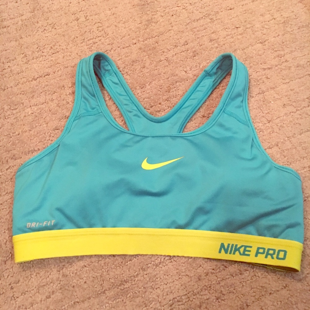 Sports bra
